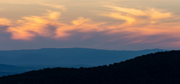 Wispy cloudscape at sunset, Shenandoah NP