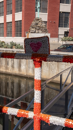 Contemporary model of Christopher Newport's cross