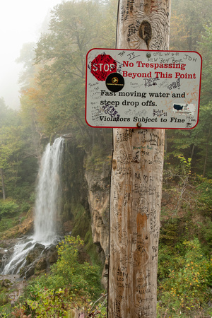 No Trespassing / Danger