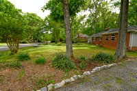 Middle Driveway bed